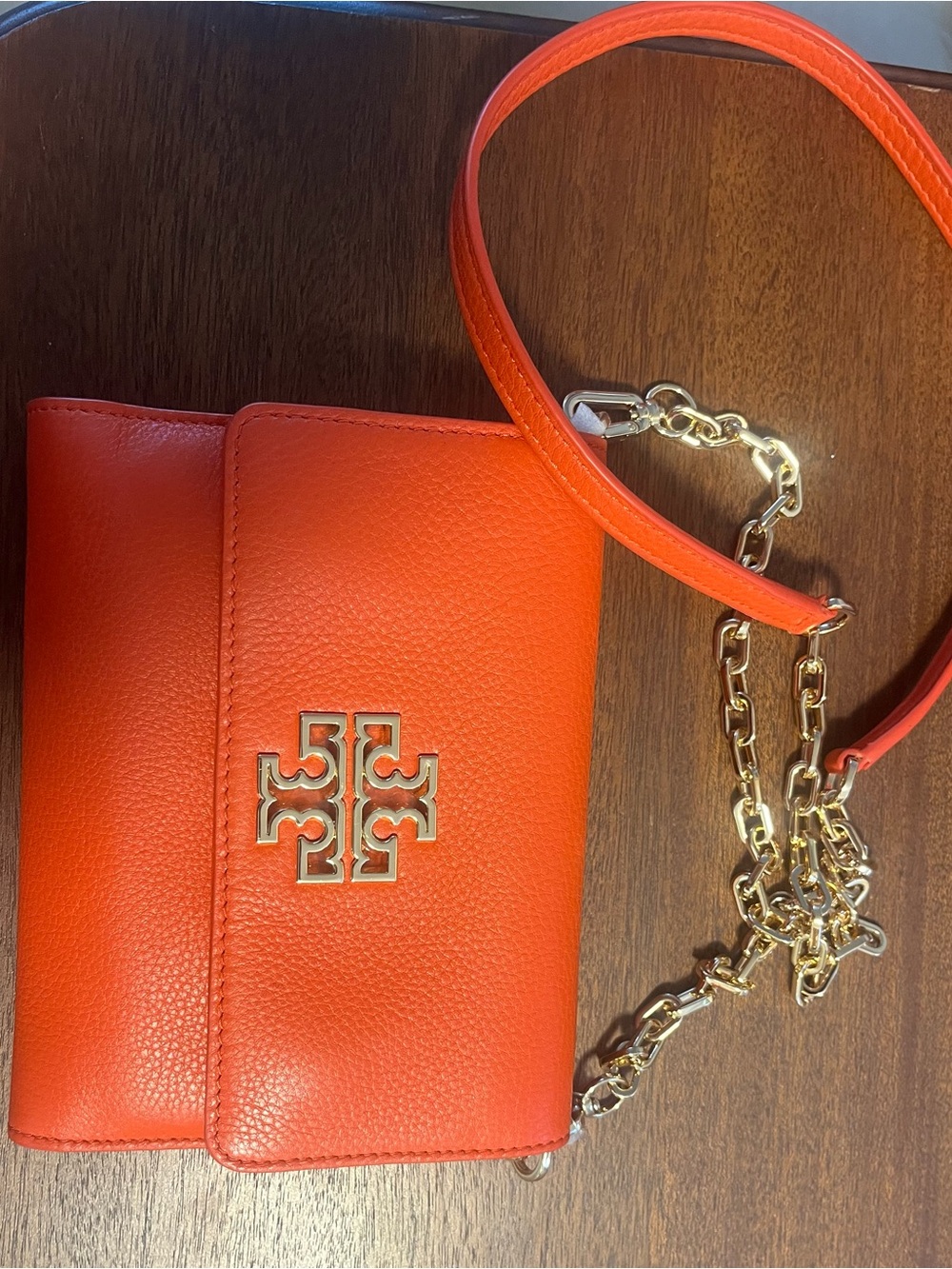 NEW Tory  Burch Britten chain shoulder/wallet/sling bag - Picture 2 of 9